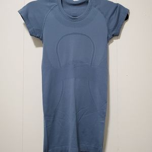 Lululemon top, size 2